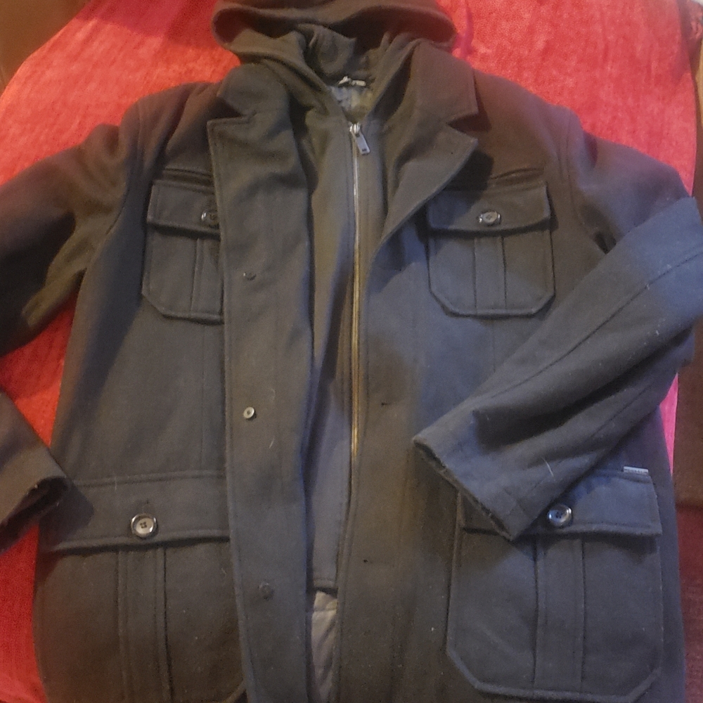 Mens GUESS coat - Picture 2 of 4